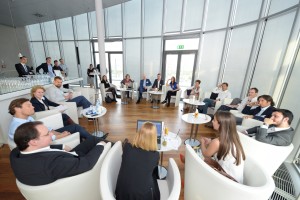Digital Hub Vienna, 11.5.2017: Blick auf die Diskussionrund mit UnternehmerInnen und ExpertInnen, UNIQA Tower Wien. Copyright: Digital Hub Vienna